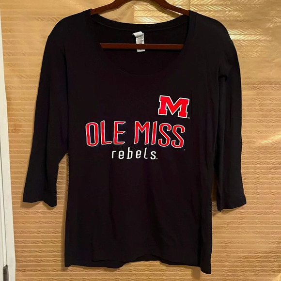 OLE MISS REBELS~GRAPHIC TEE~BLACK~XL - Picture 1 of 4